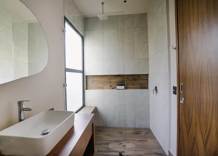 6br Luxury Perla With 2 Pools & Game Villa *