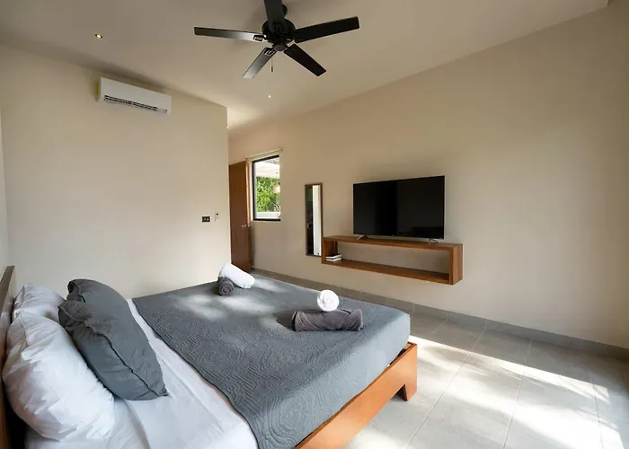 6br Luxury Perla With 2 Pools & Game *