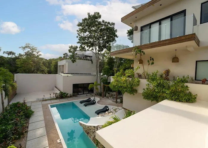 Villa 6br Luxury Perla With 2 Pools & Game